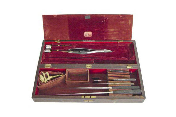 _0028_surgical-instruments-02.jpg